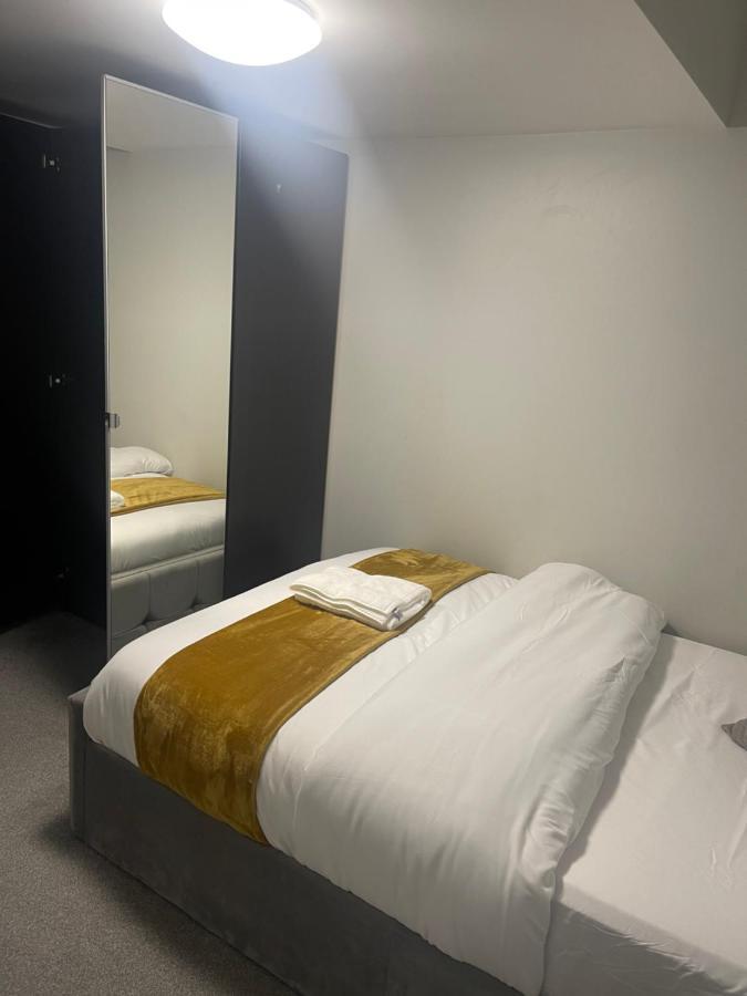 Beautiful En-Suite Bedroom Ipswich Bagian luar foto