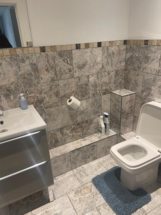 Beautiful En-Suite Bedroom Ipswich Bagian luar foto