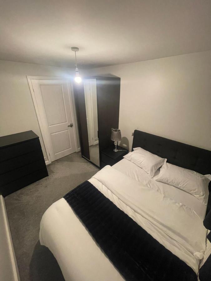 Beautiful En-Suite Bedroom Ipswich Bagian luar foto